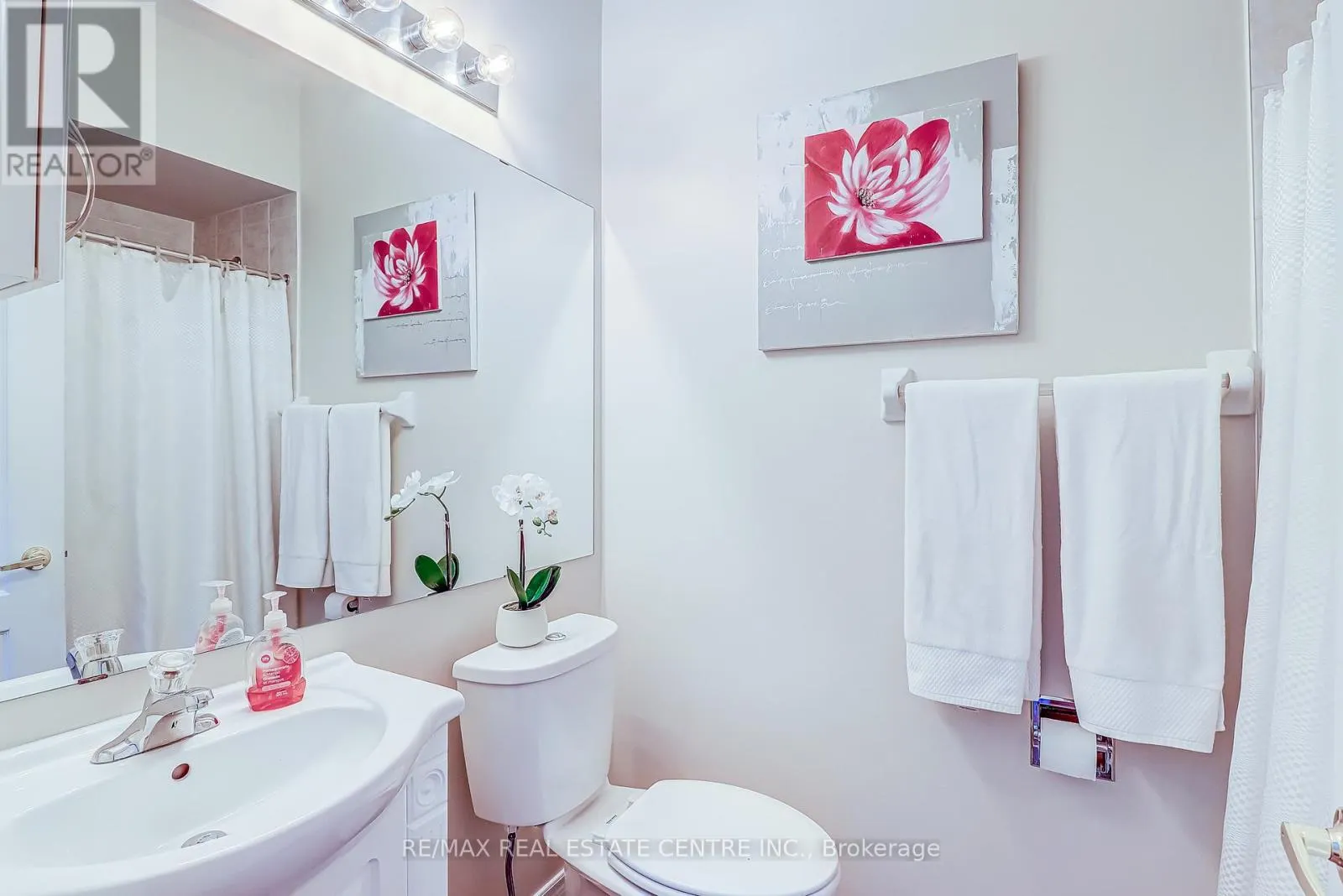 33 CALLIANDRA TRAIL