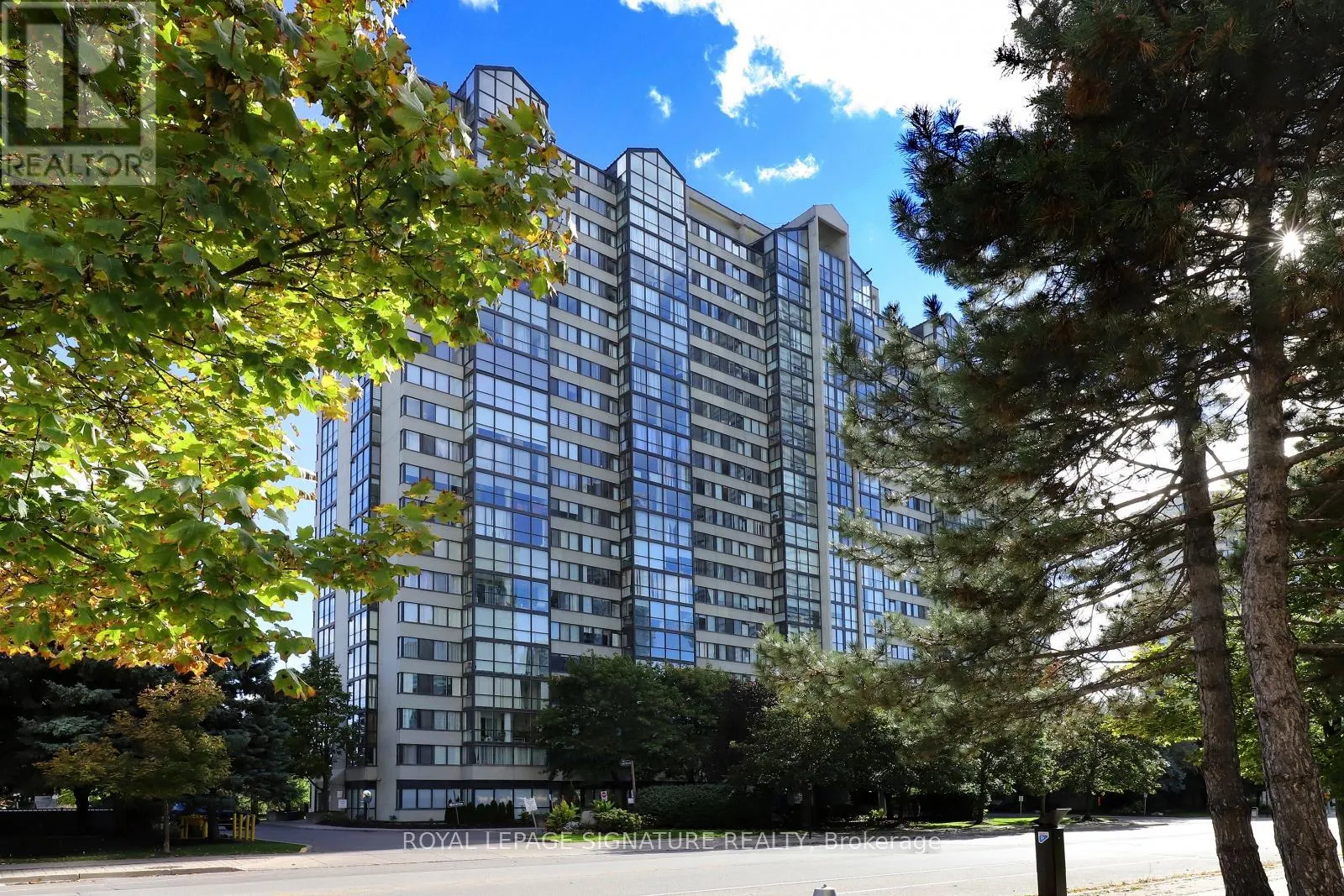 708 - 350 WEBB DRIVE