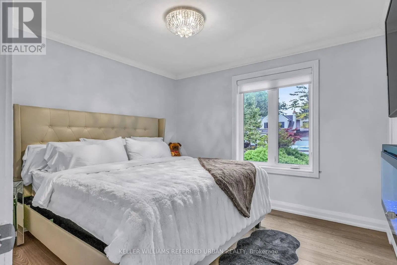 115 ASHBOURNE DRIVE