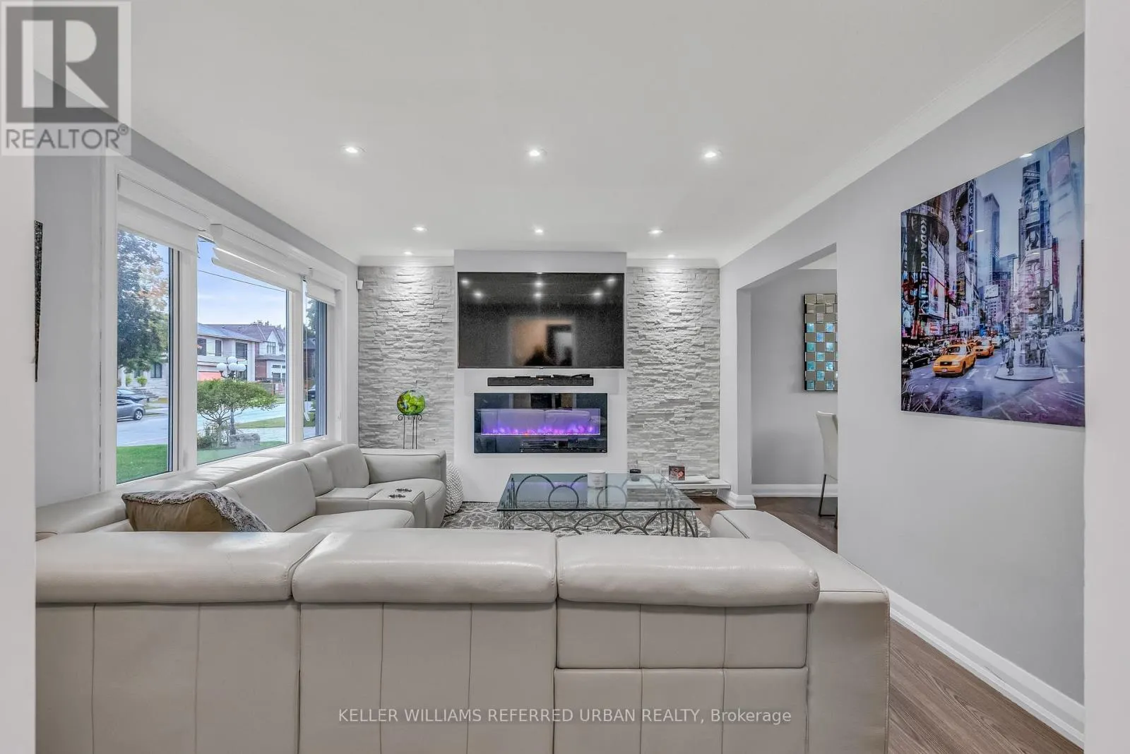 115 ASHBOURNE DRIVE