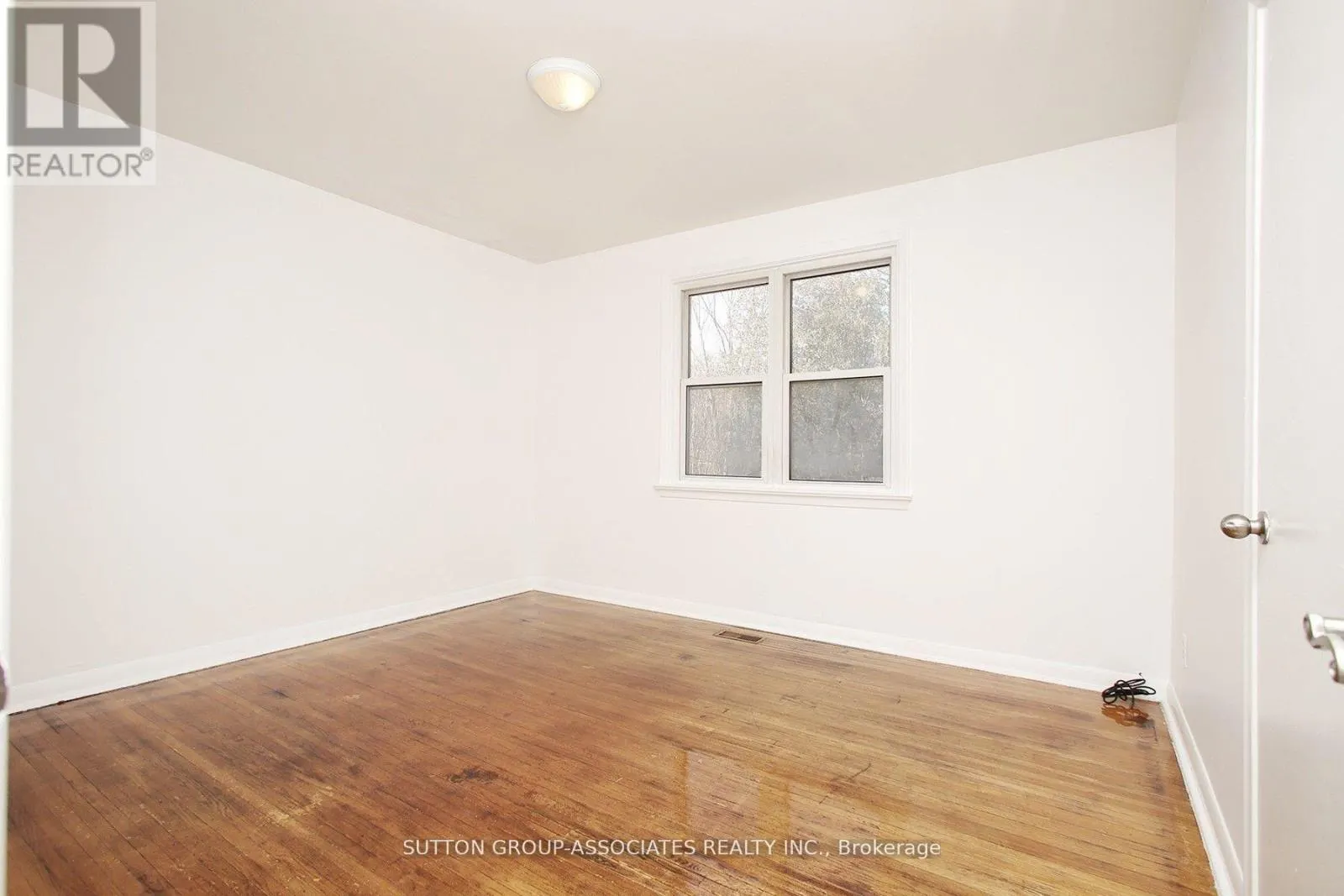2ND FL. - 134 GRAND AVENUE