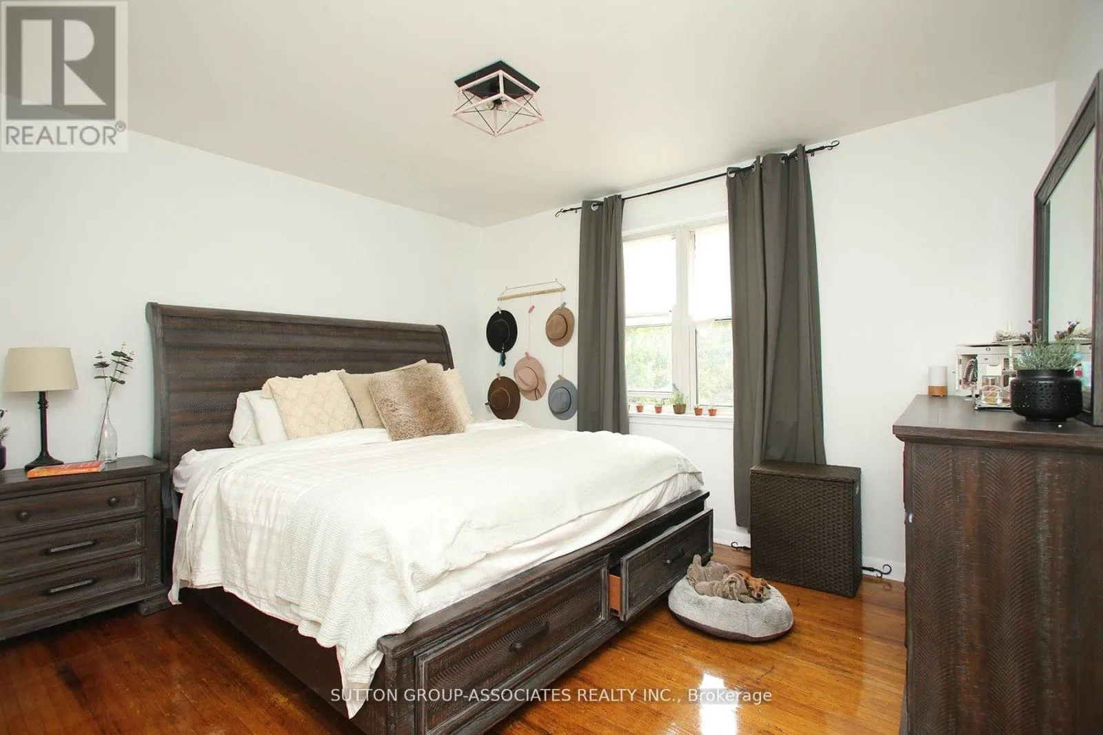 2ND FL. - 134 GRAND AVENUE