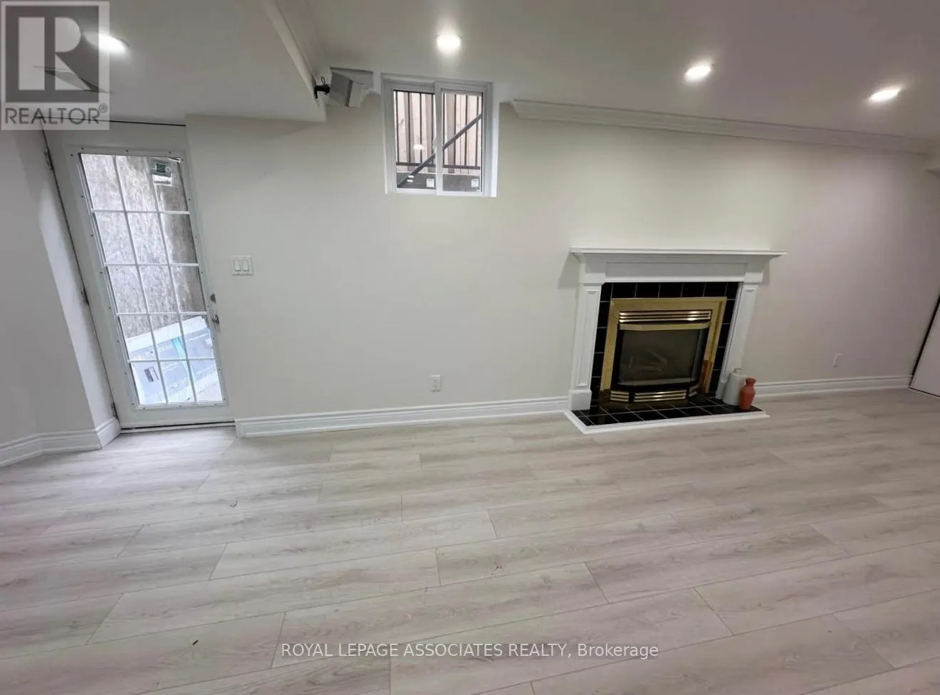 BSMT - 17 LEEWARD DRIVE