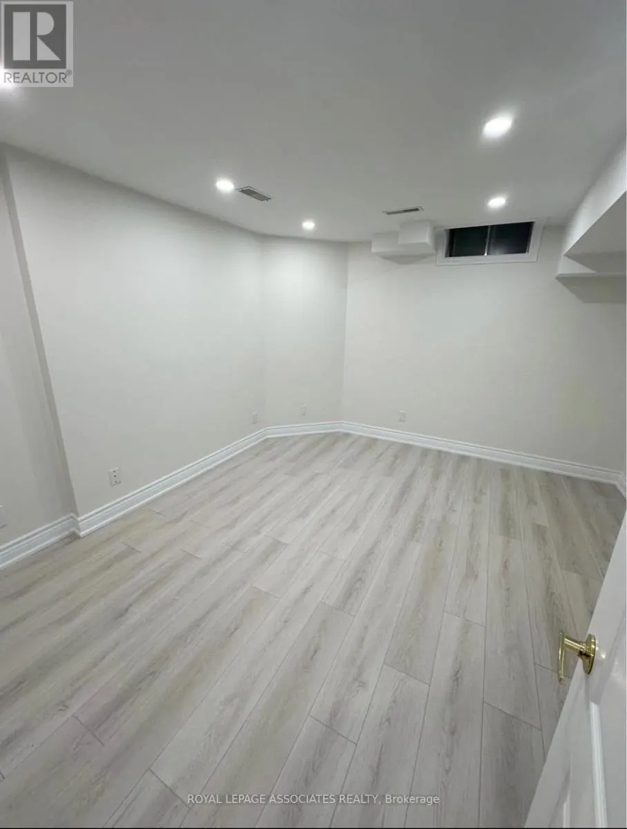 BSMT - 17 LEEWARD DRIVE