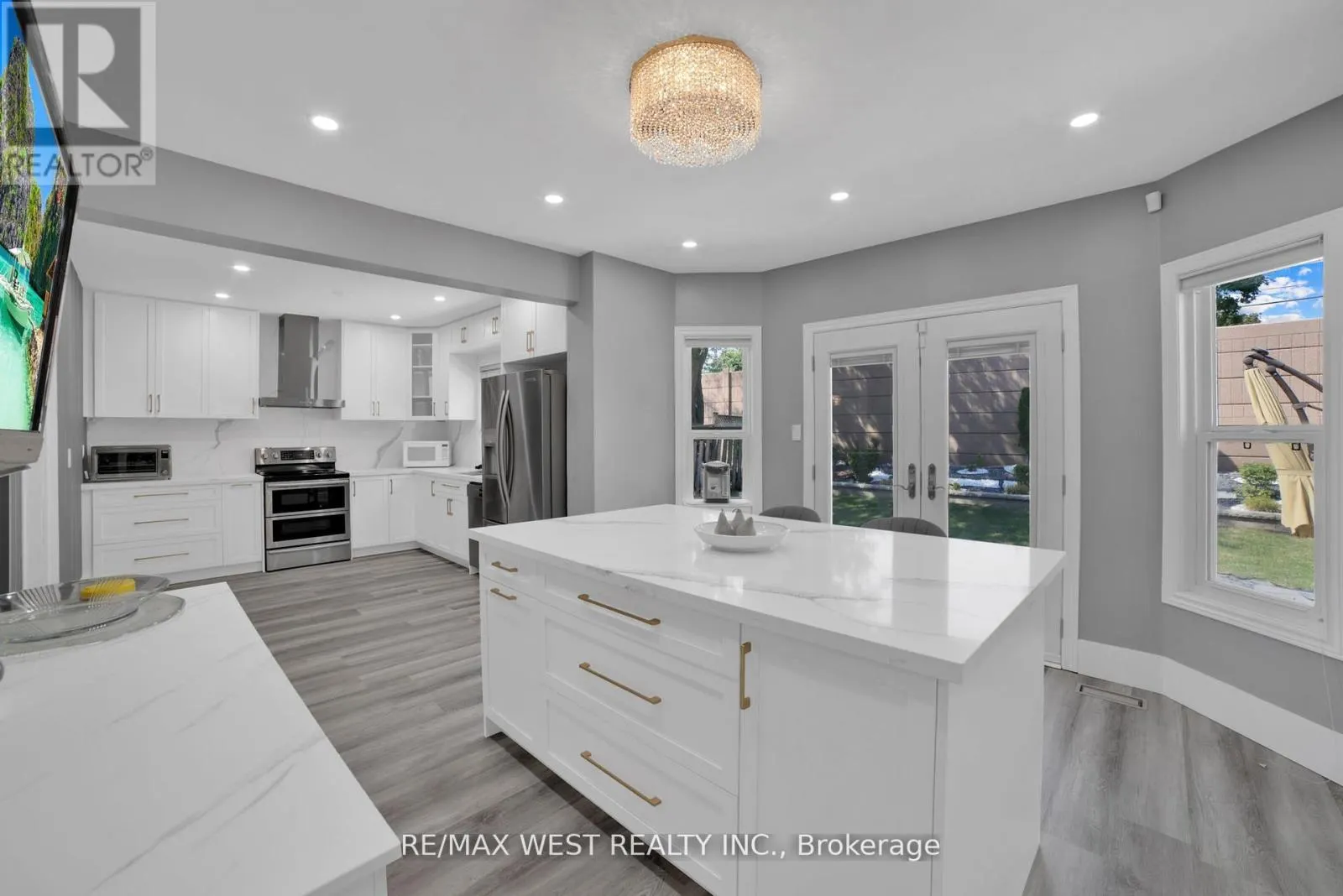 339 PARKLANE ROAD