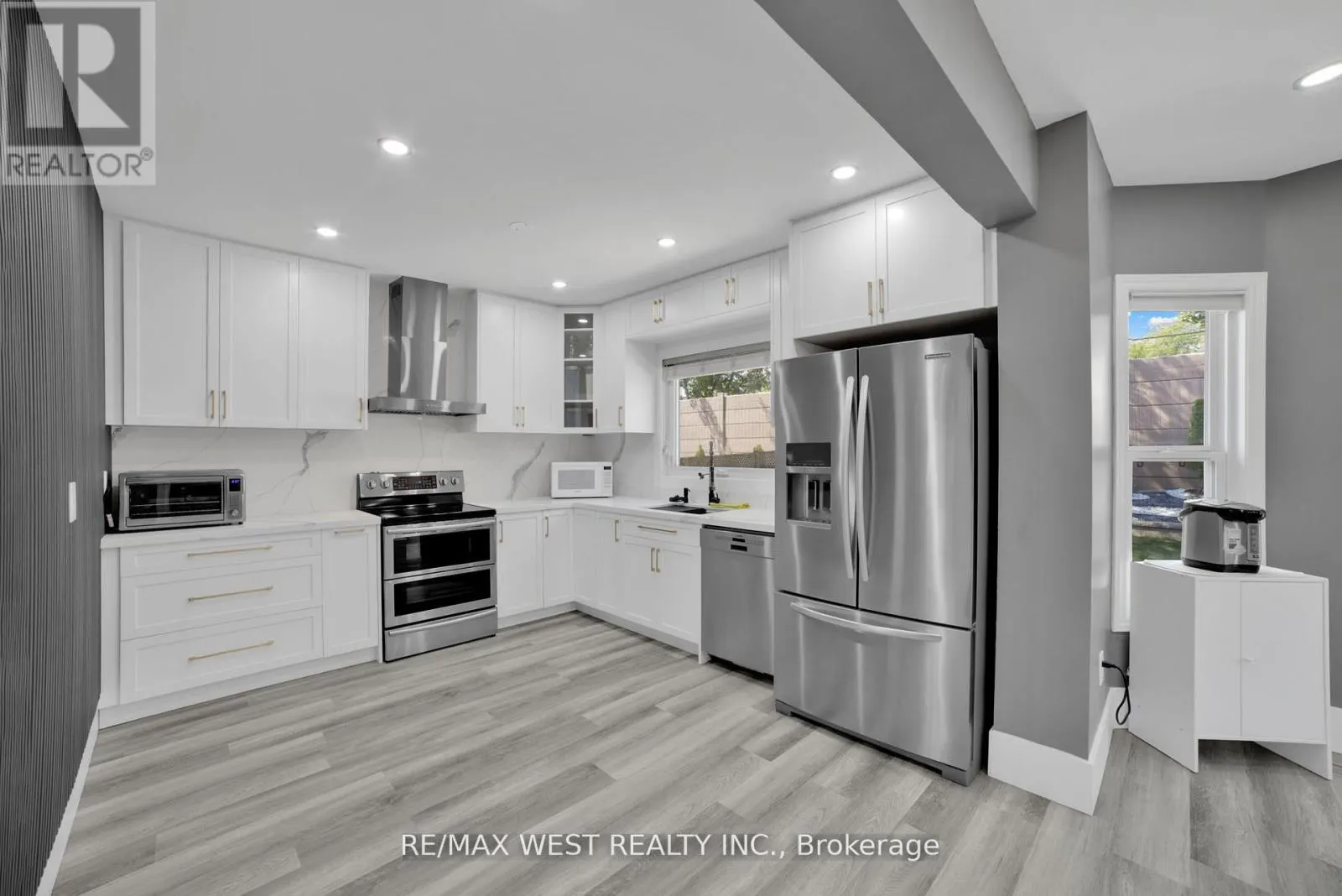 339 PARKLANE ROAD