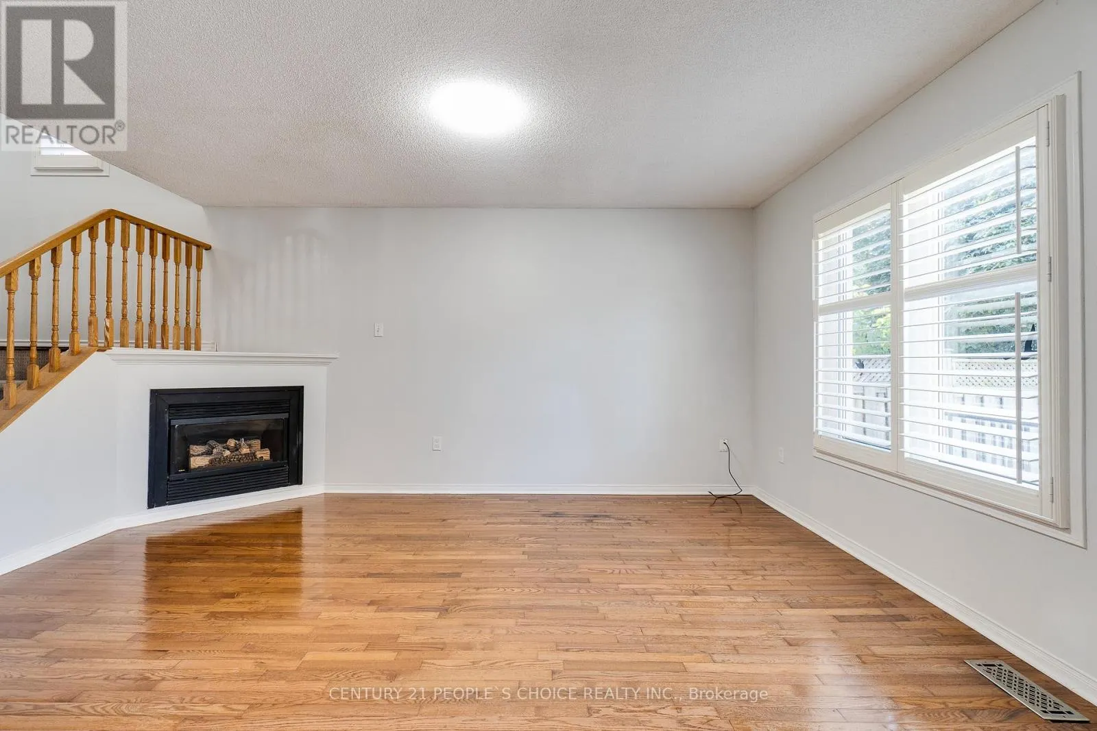 3841 PERIWINKLE CRESCENT