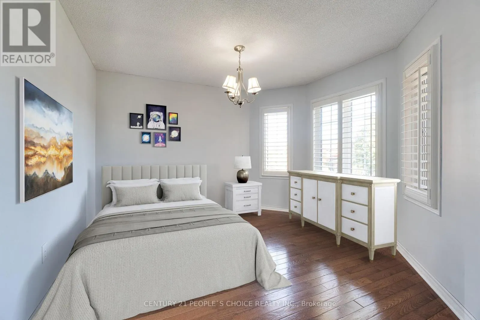 3841 PERIWINKLE CRESCENT