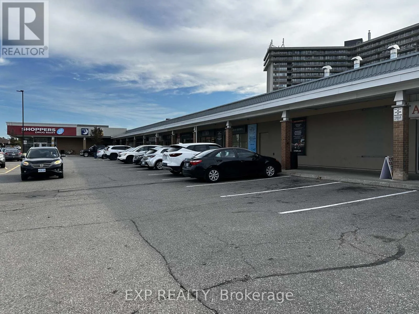 17 - 1125 BLOOR STREET