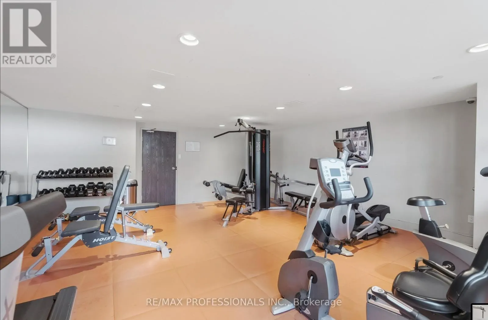 405 - 2130 WESTON ROAD
