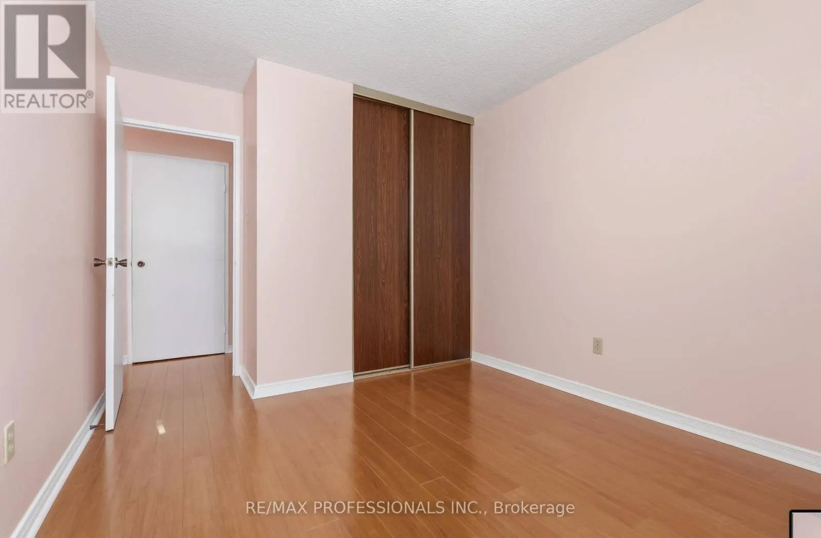 405 - 2130 WESTON ROAD