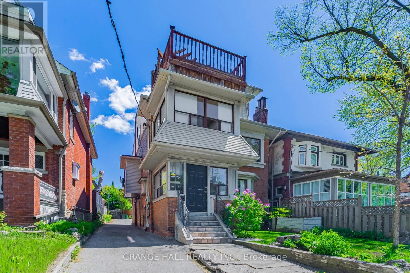 189 PARKSIDE DRIVE