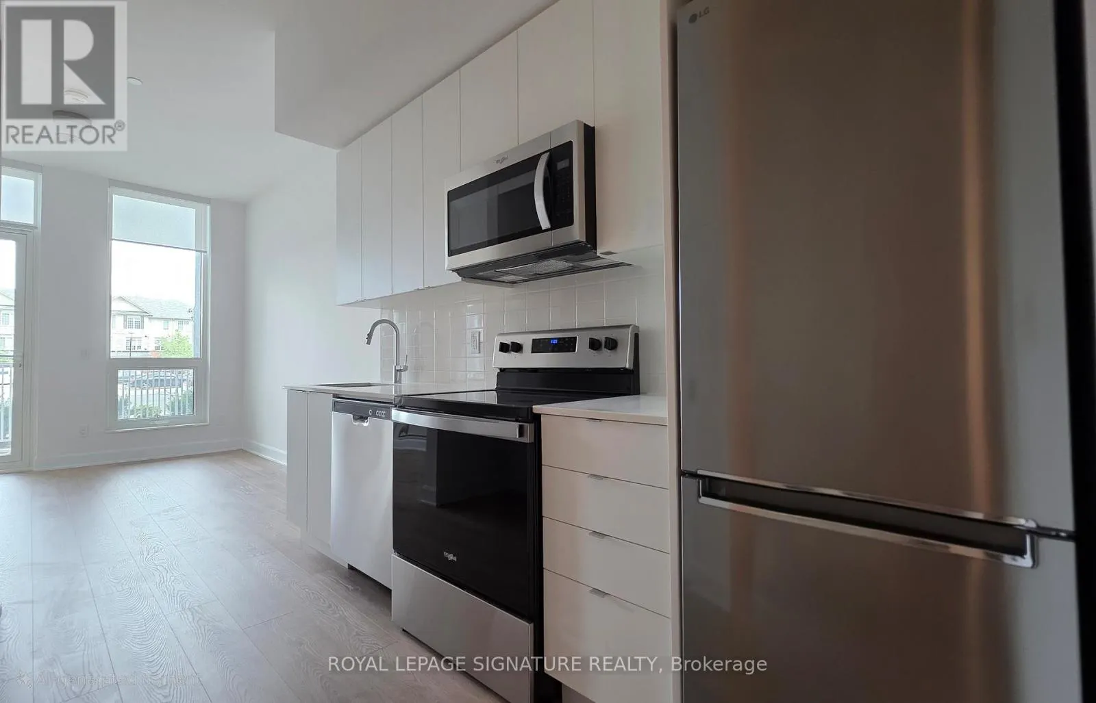101 - 3240 WILLIAM COLTSON AVENUE