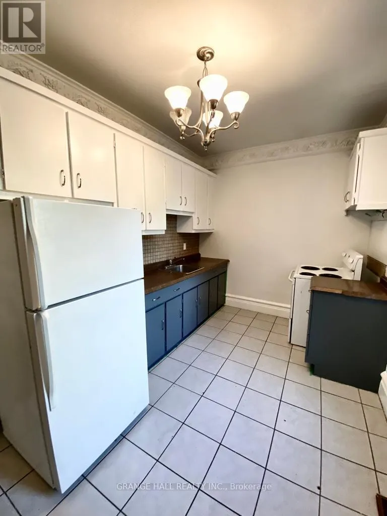 1544 KING STREET W