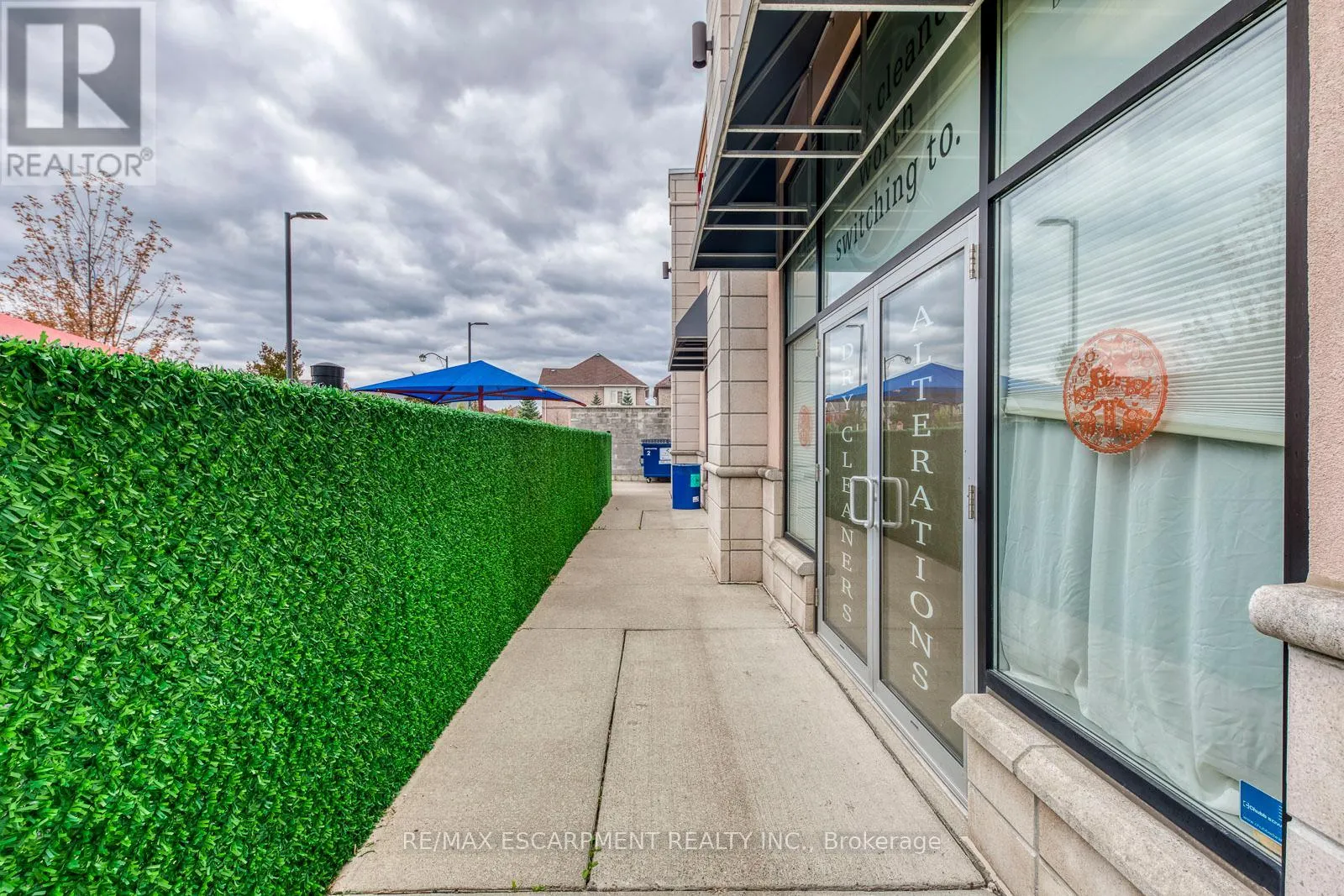 21 - 4265 THOMAS ALTON BOULEVARD