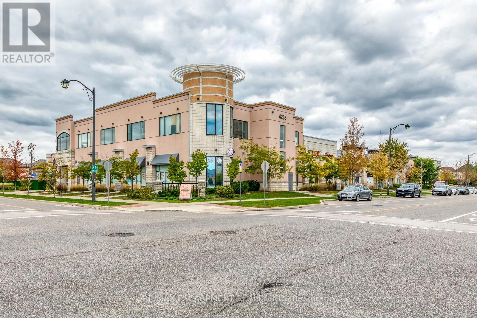 21 - 4265 THOMAS ALTON BOULEVARD