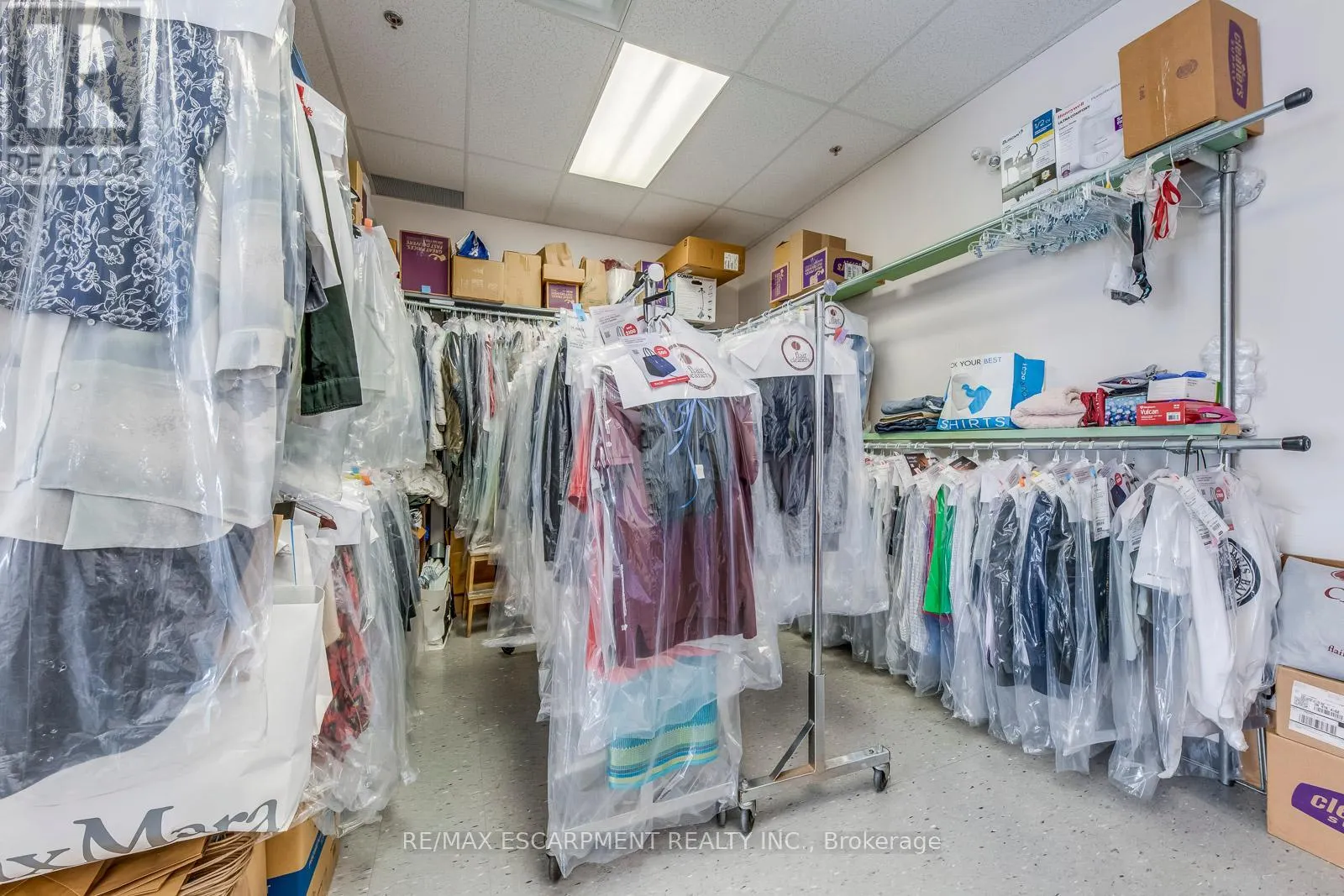 21 - 4265 THOMAS ALTON BOULEVARD