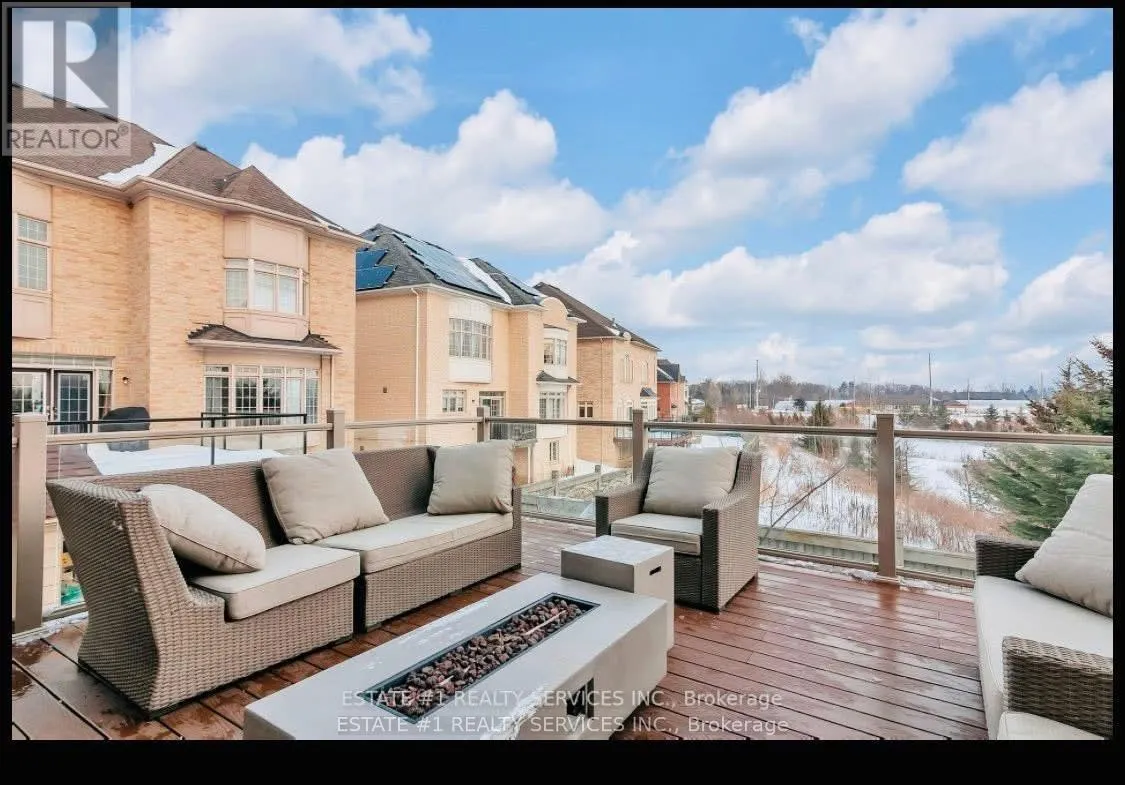 4 AGINCOURT CIRCLE
