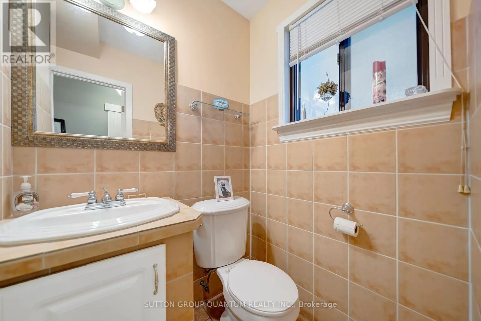 1224 FAIRDALE DRIVE