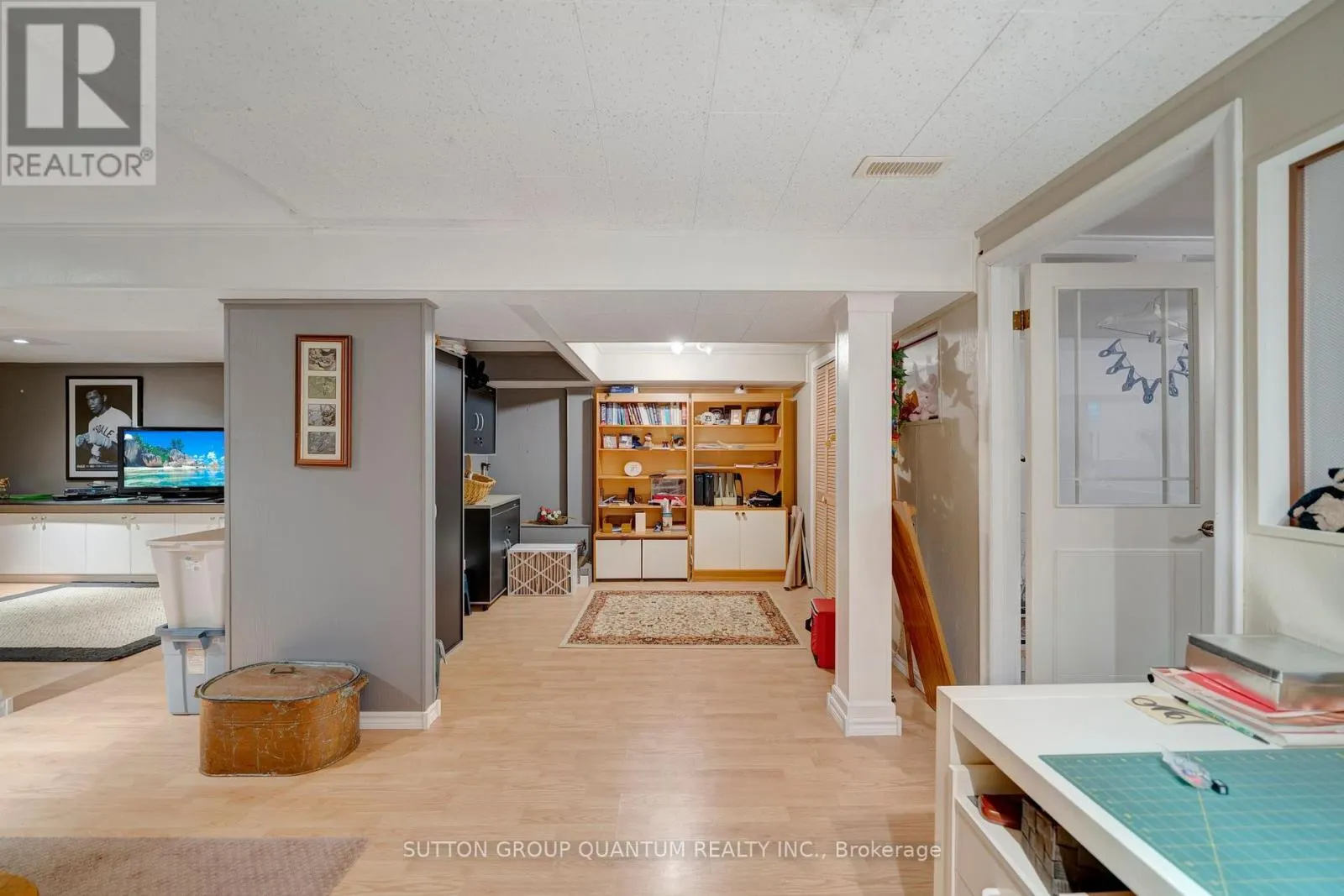 1224 FAIRDALE DRIVE