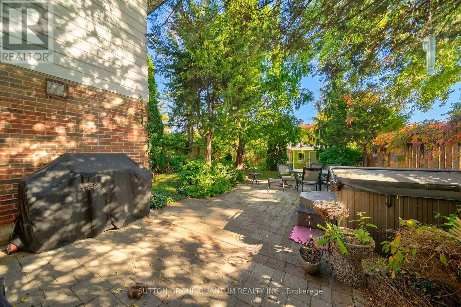 1224 FAIRDALE DRIVE
