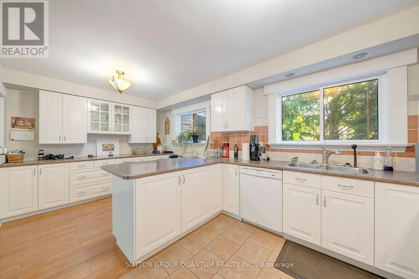 1224 FAIRDALE DRIVE