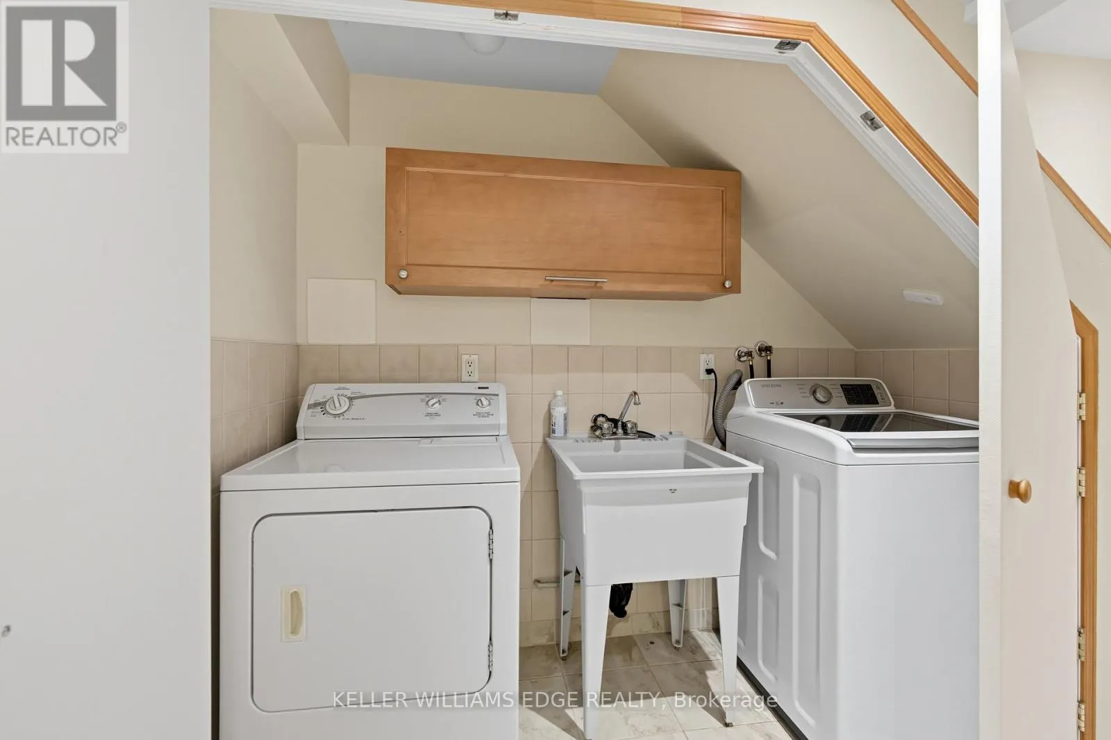 83 - 485 MEADOWS BOULEVARD