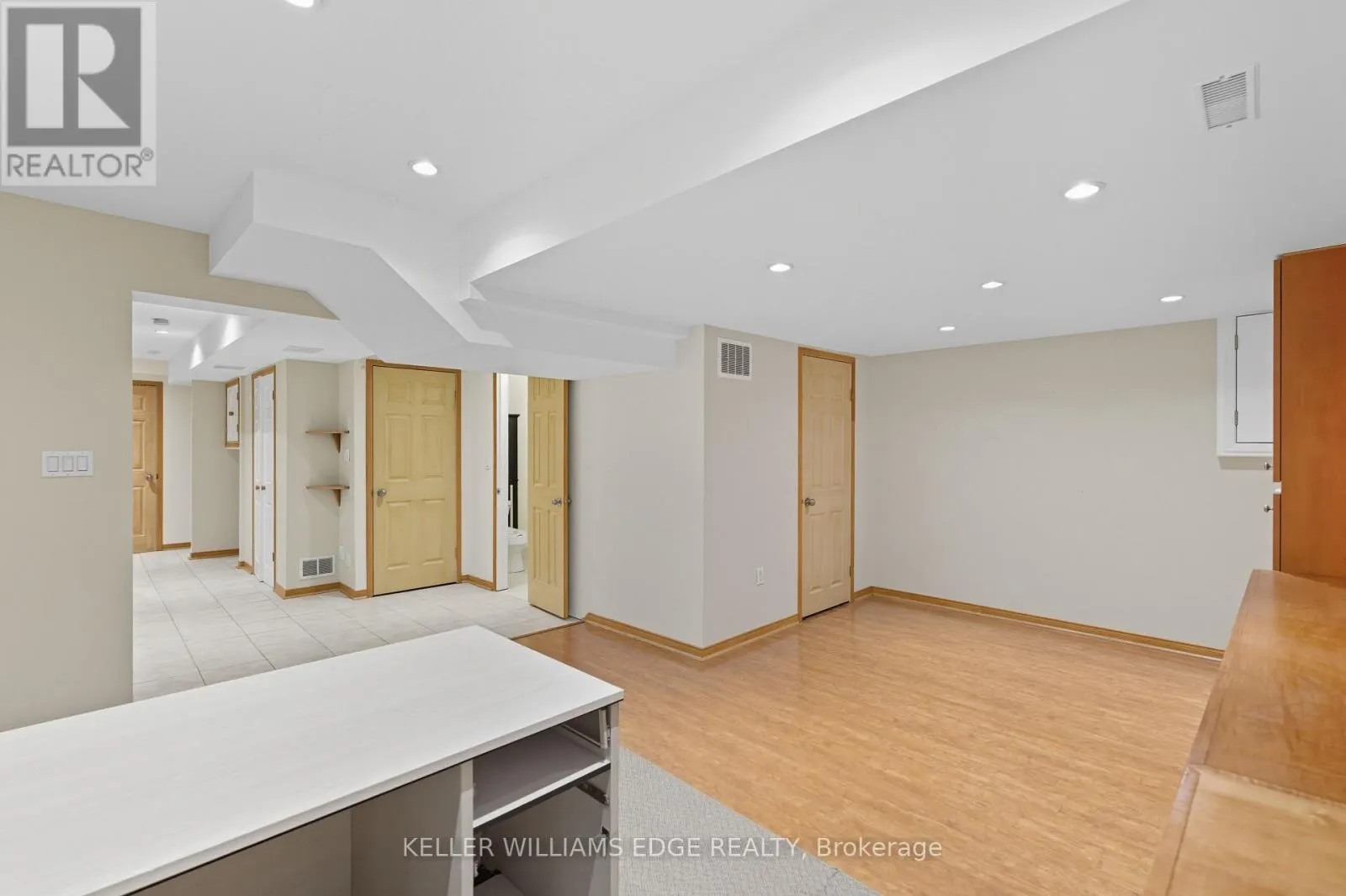 83 - 485 MEADOWS BOULEVARD