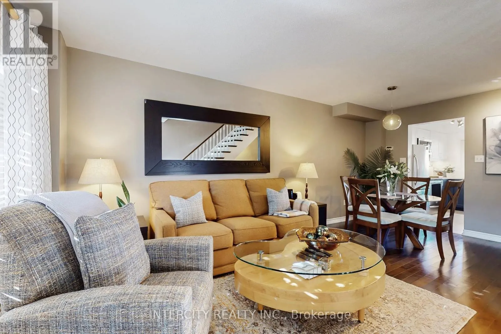 29 BIRDSTONE CRESCENT