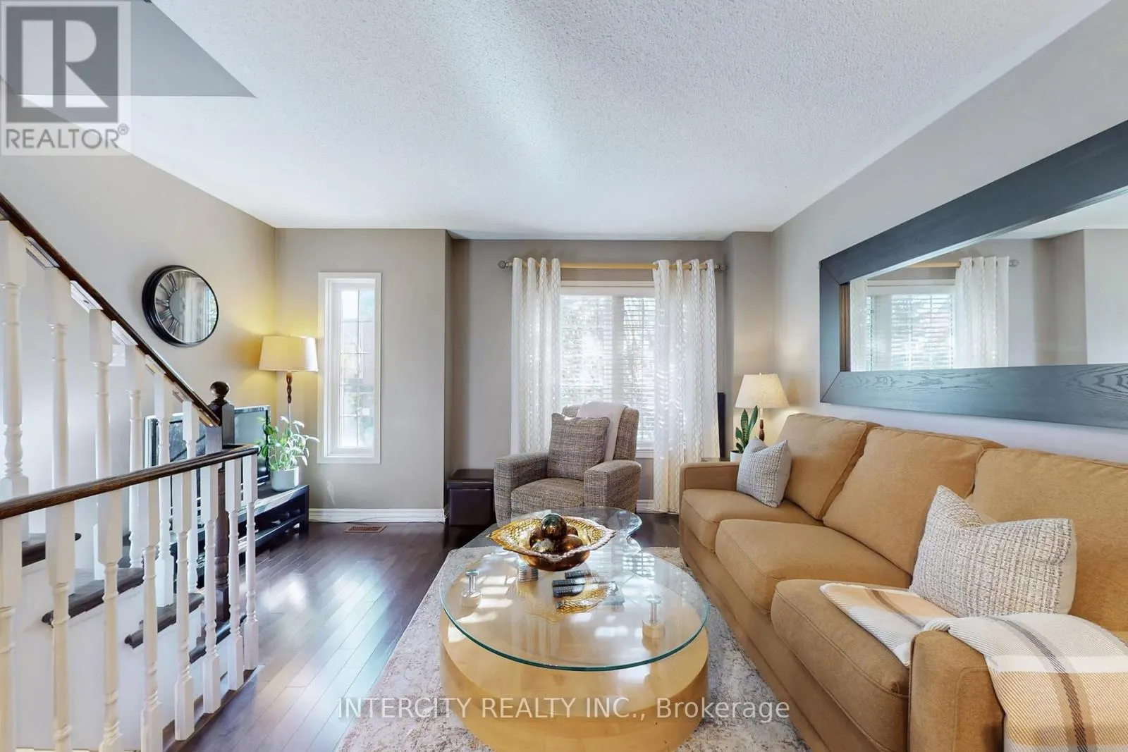 29 BIRDSTONE CRESCENT