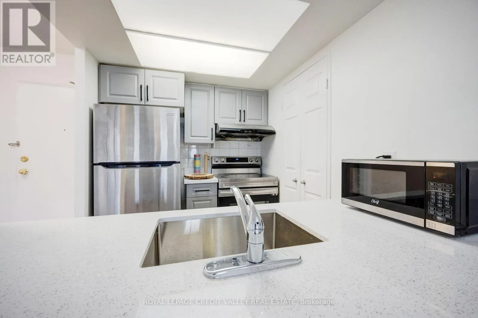 2002 - 265 ENFIELD PLACE