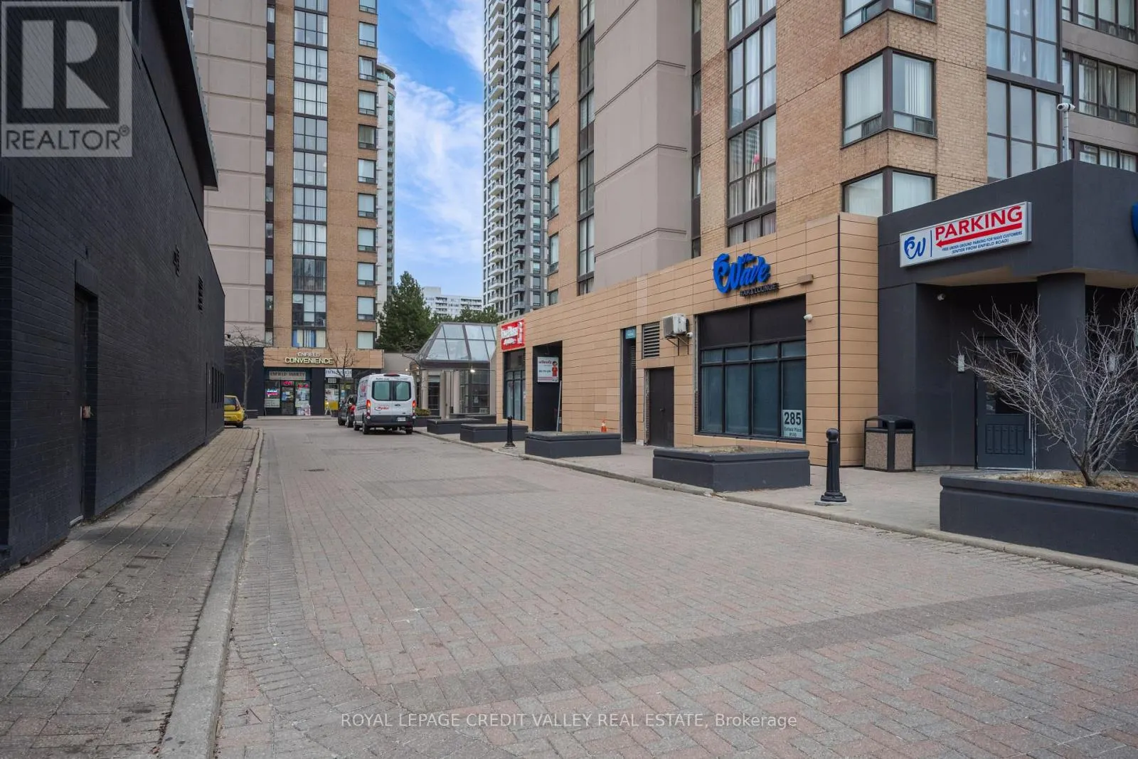 2002 - 265 ENFIELD PLACE