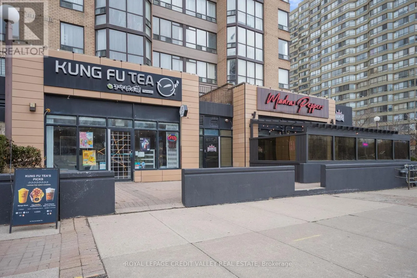 2002 - 265 ENFIELD PLACE