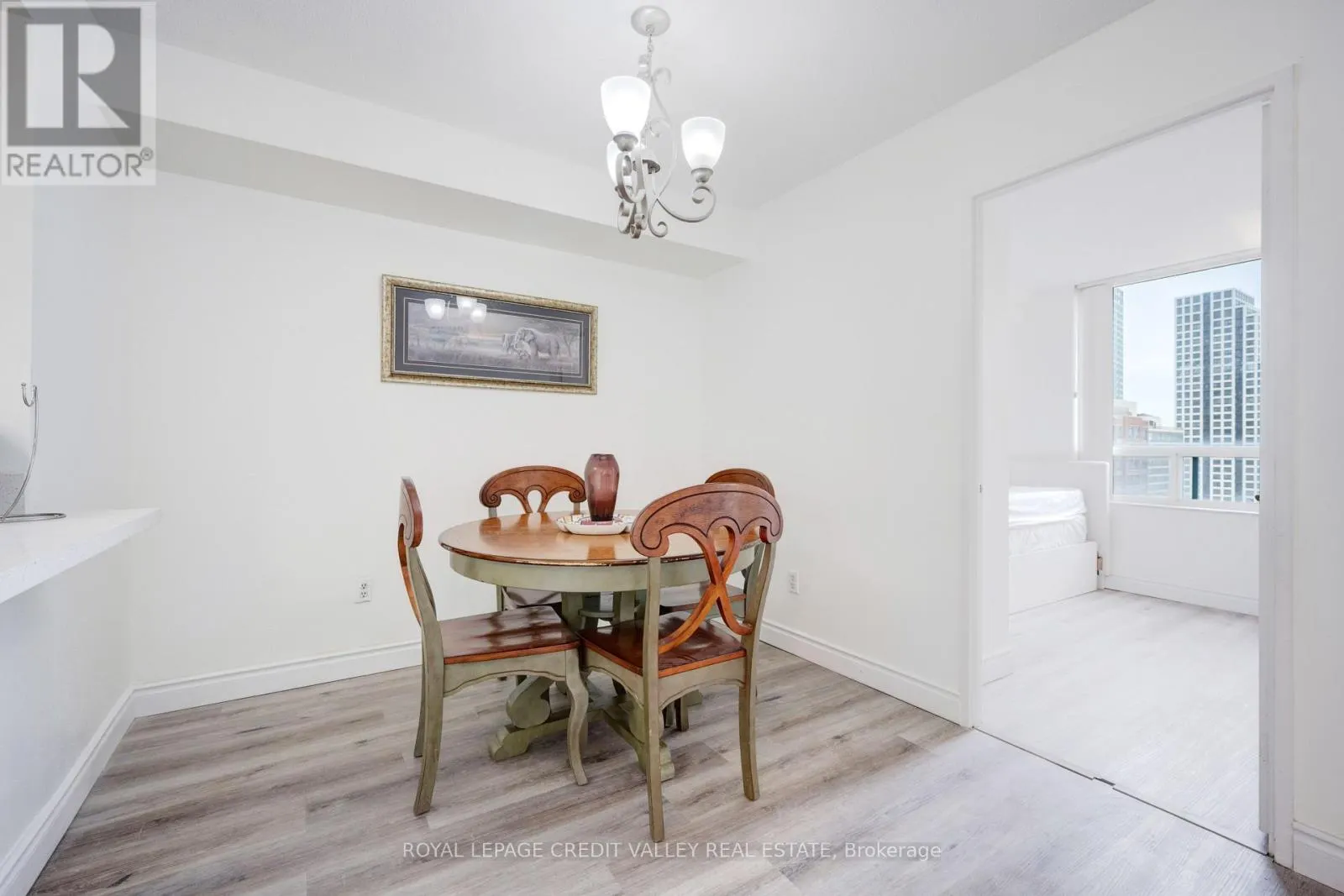 2002 - 265 ENFIELD PLACE