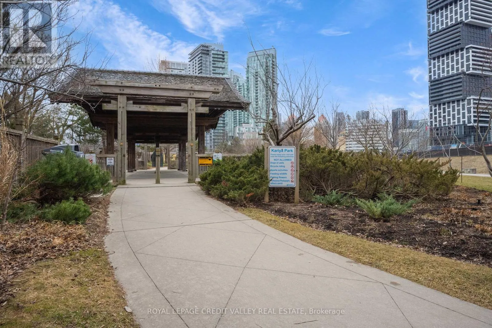 2002 - 265 ENFIELD PLACE