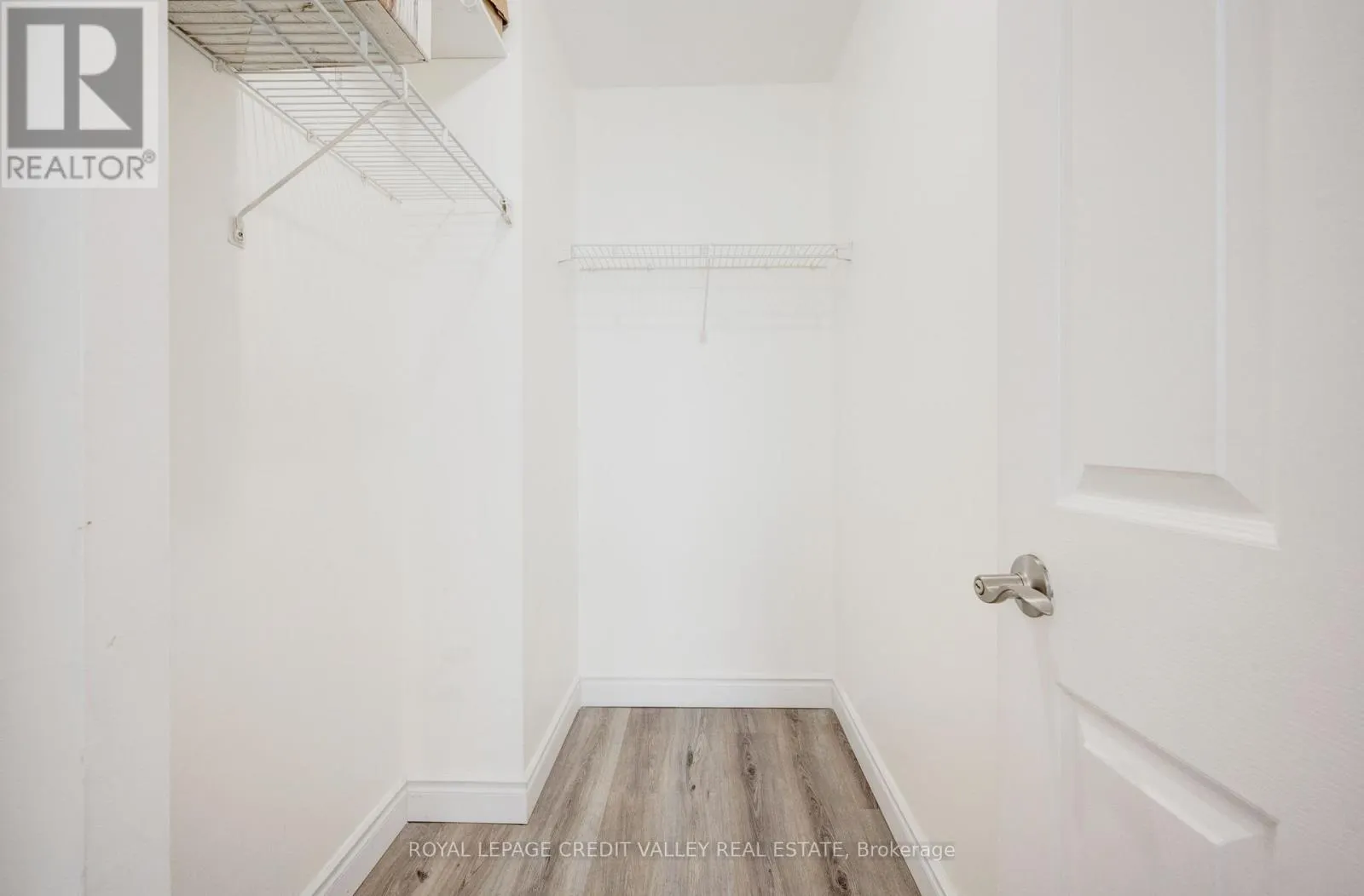 2002 - 265 ENFIELD PLACE