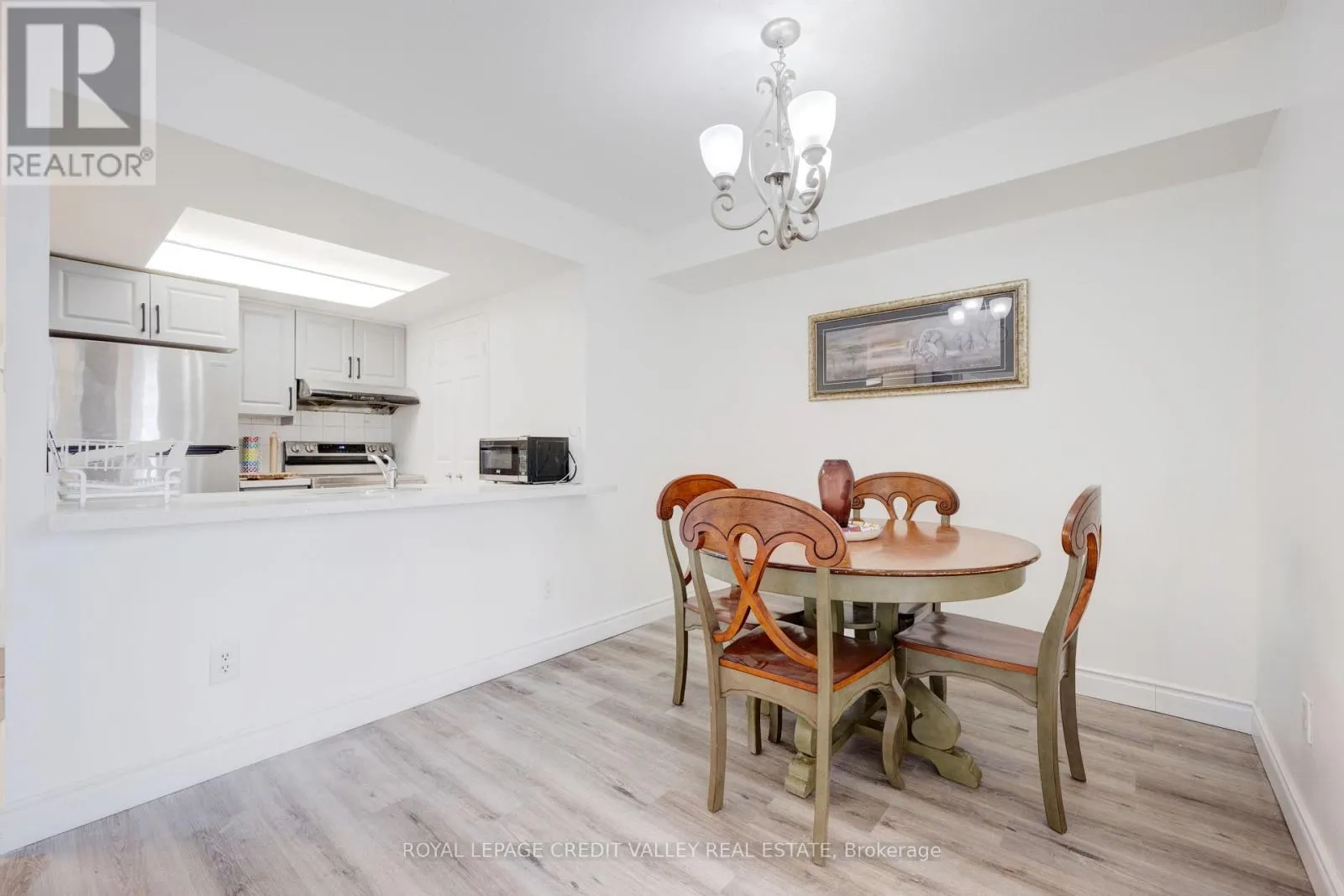 2002 - 265 ENFIELD PLACE