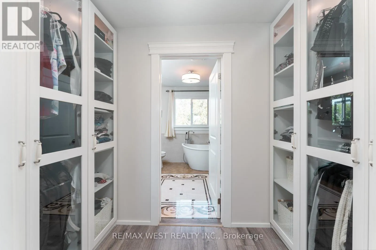 70 WHEATSHEAF CRESCENT