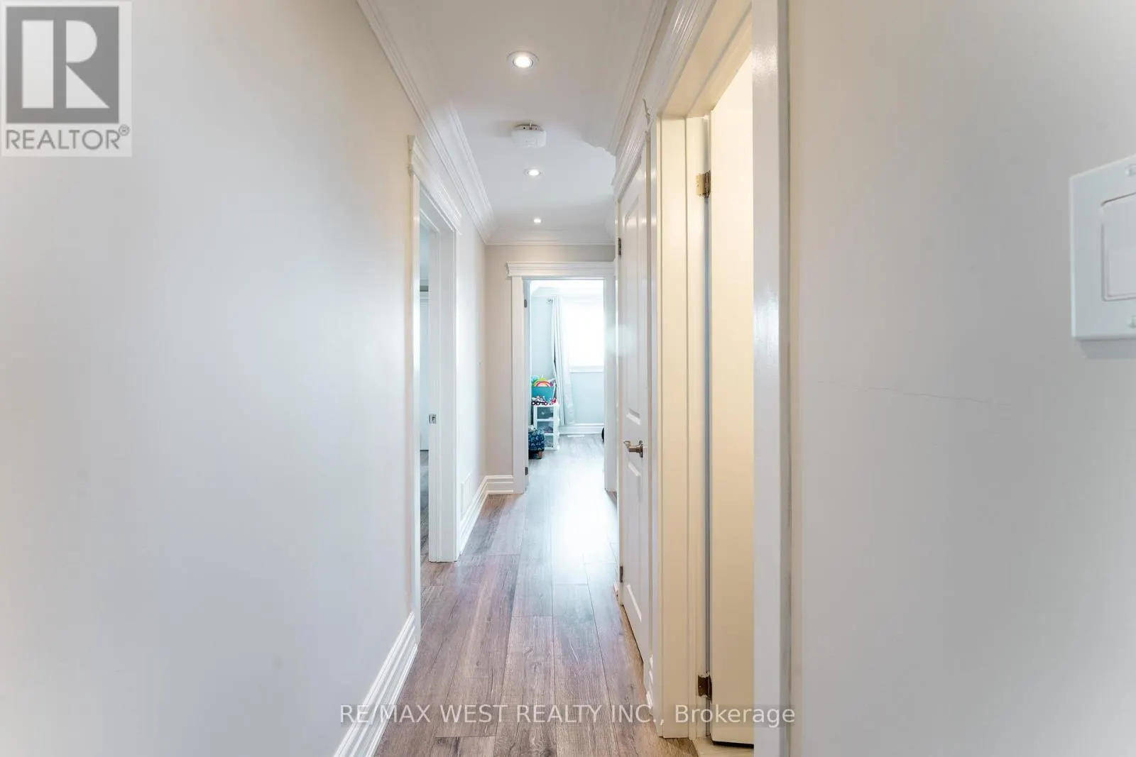 70 WHEATSHEAF CRESCENT