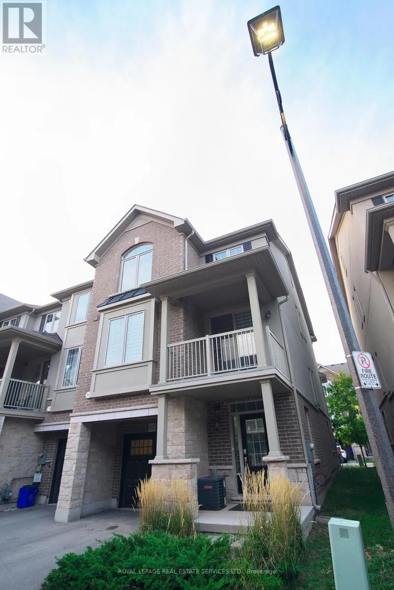 387 ALDERWOOD COMMON