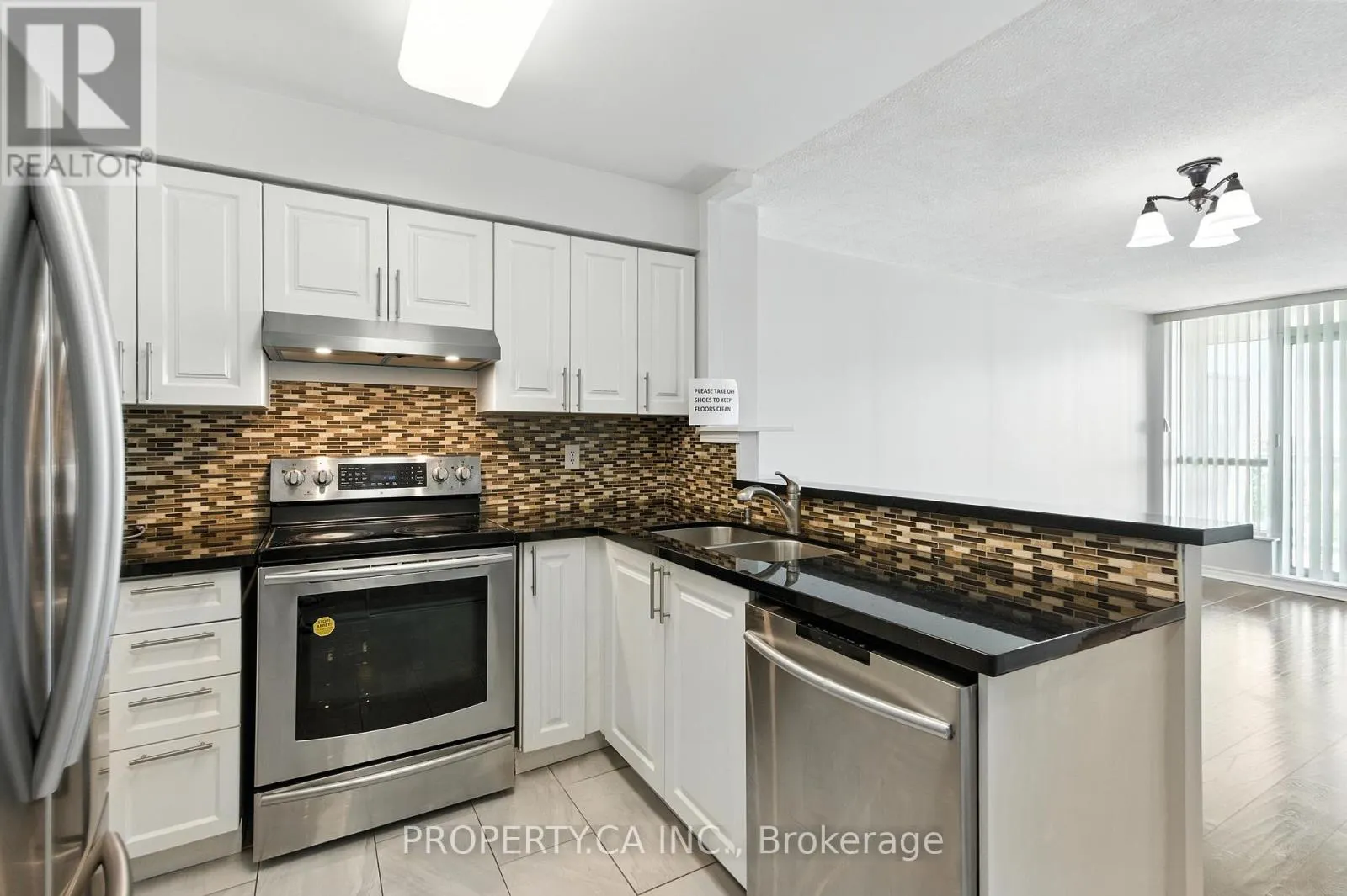 607 - 2585 ERIN CENTRE BOULEVARD