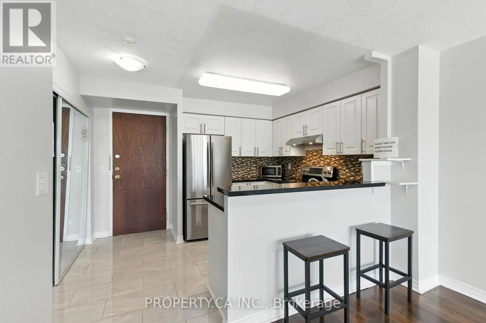 607 - 2585 ERIN CENTRE BOULEVARD