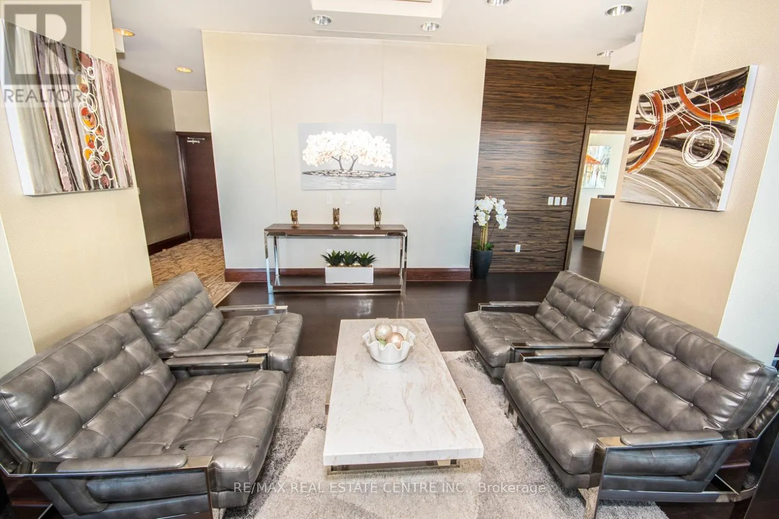 PH12 - 339 RATHBURN ROAD