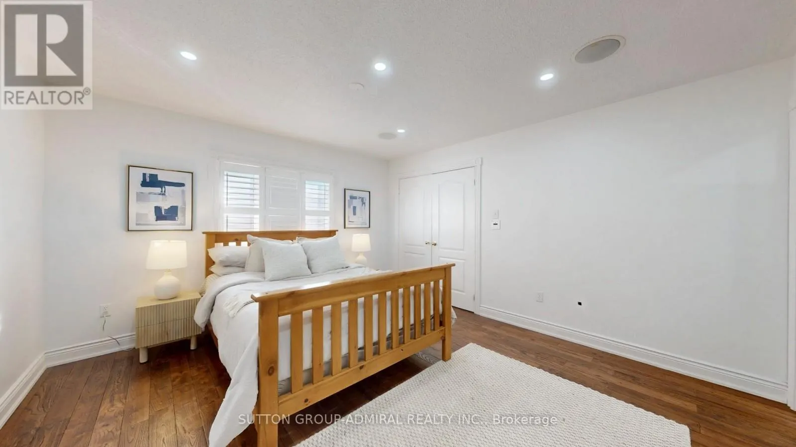 37 DONWOODS COURT