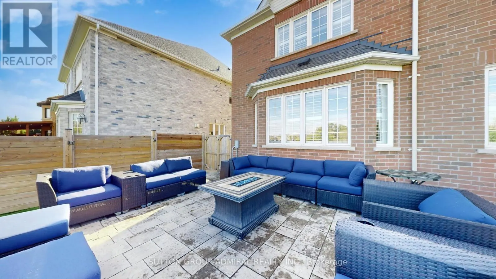 37 DONWOODS COURT