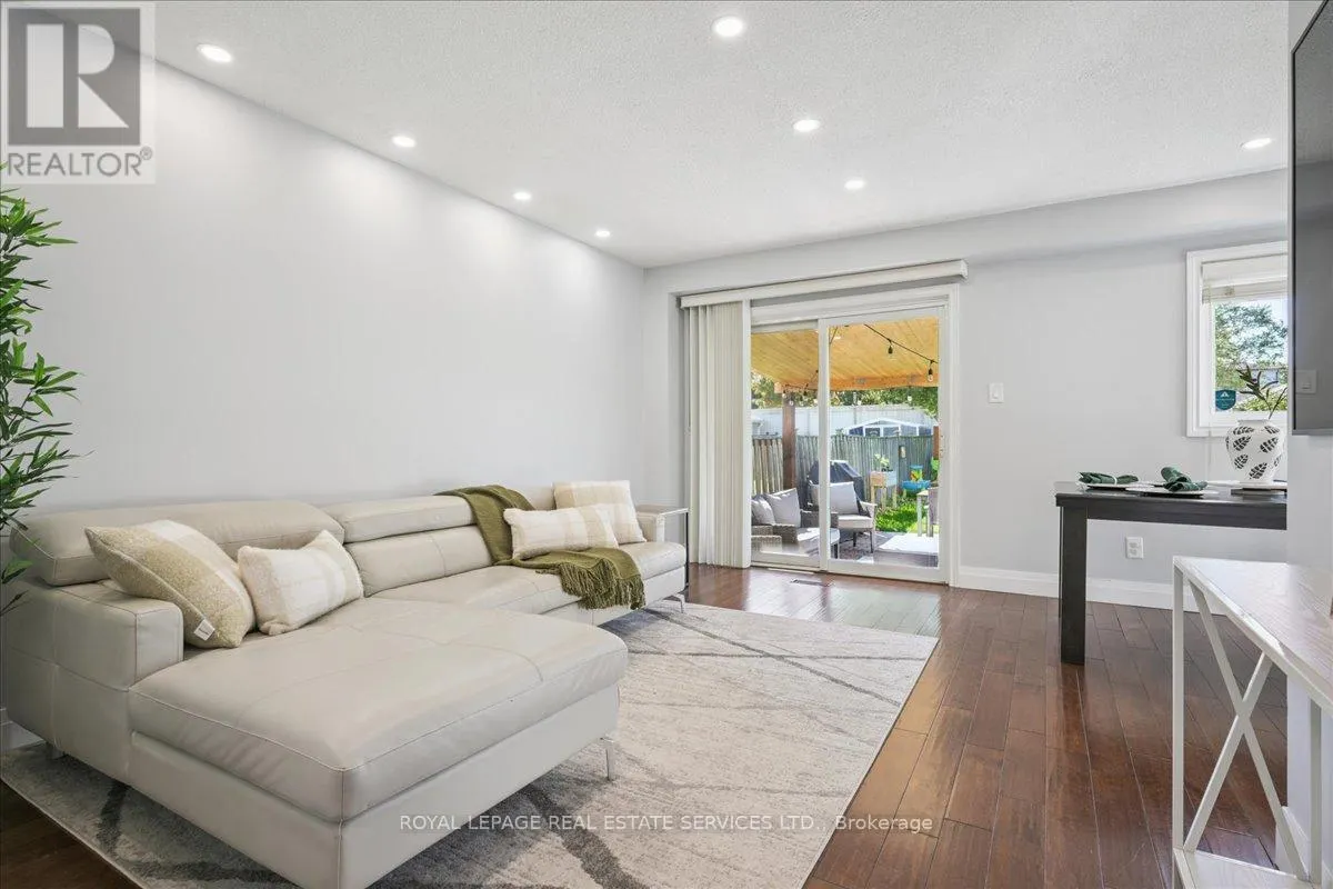 4336 LEE DRIVE