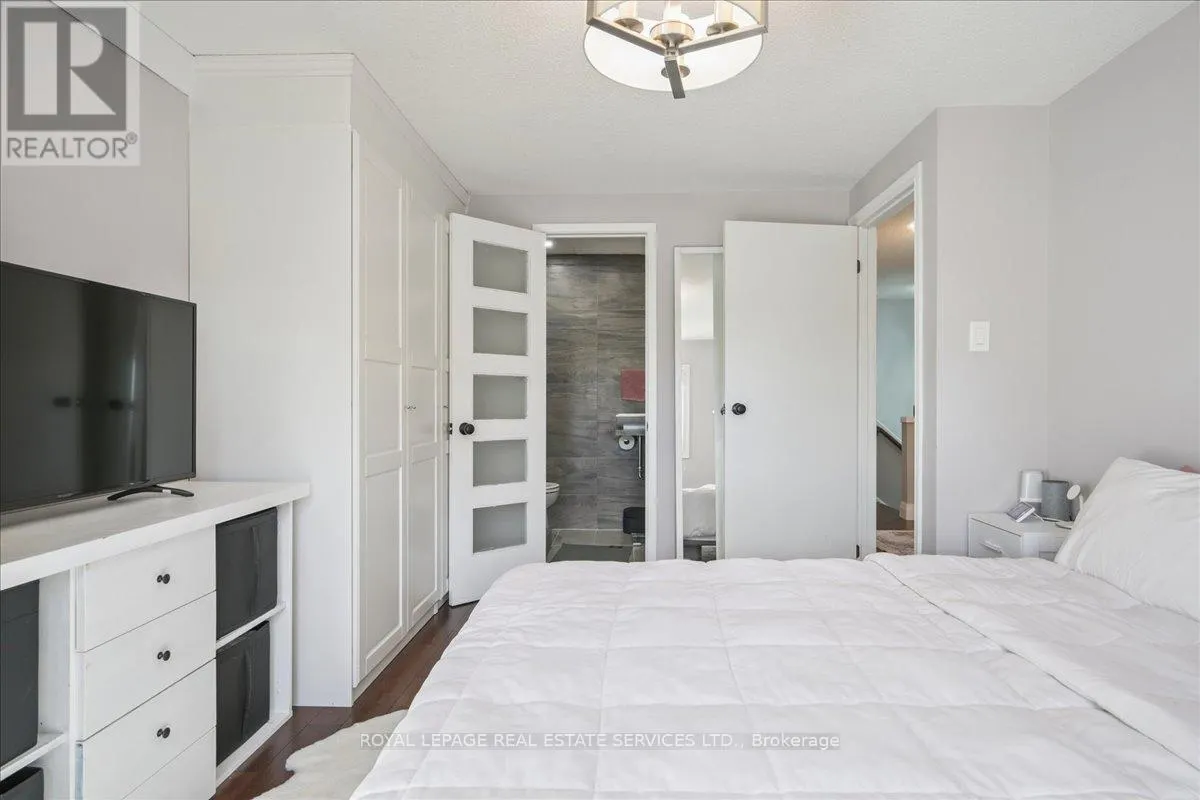 4336 LEE DRIVE