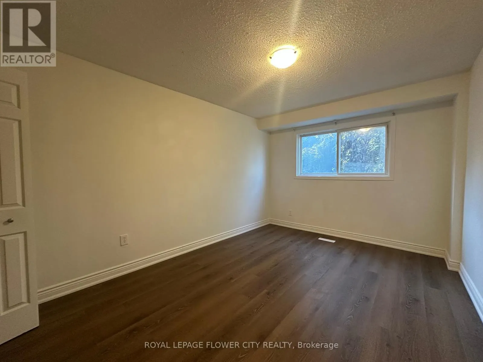 24 PETERSON COURT