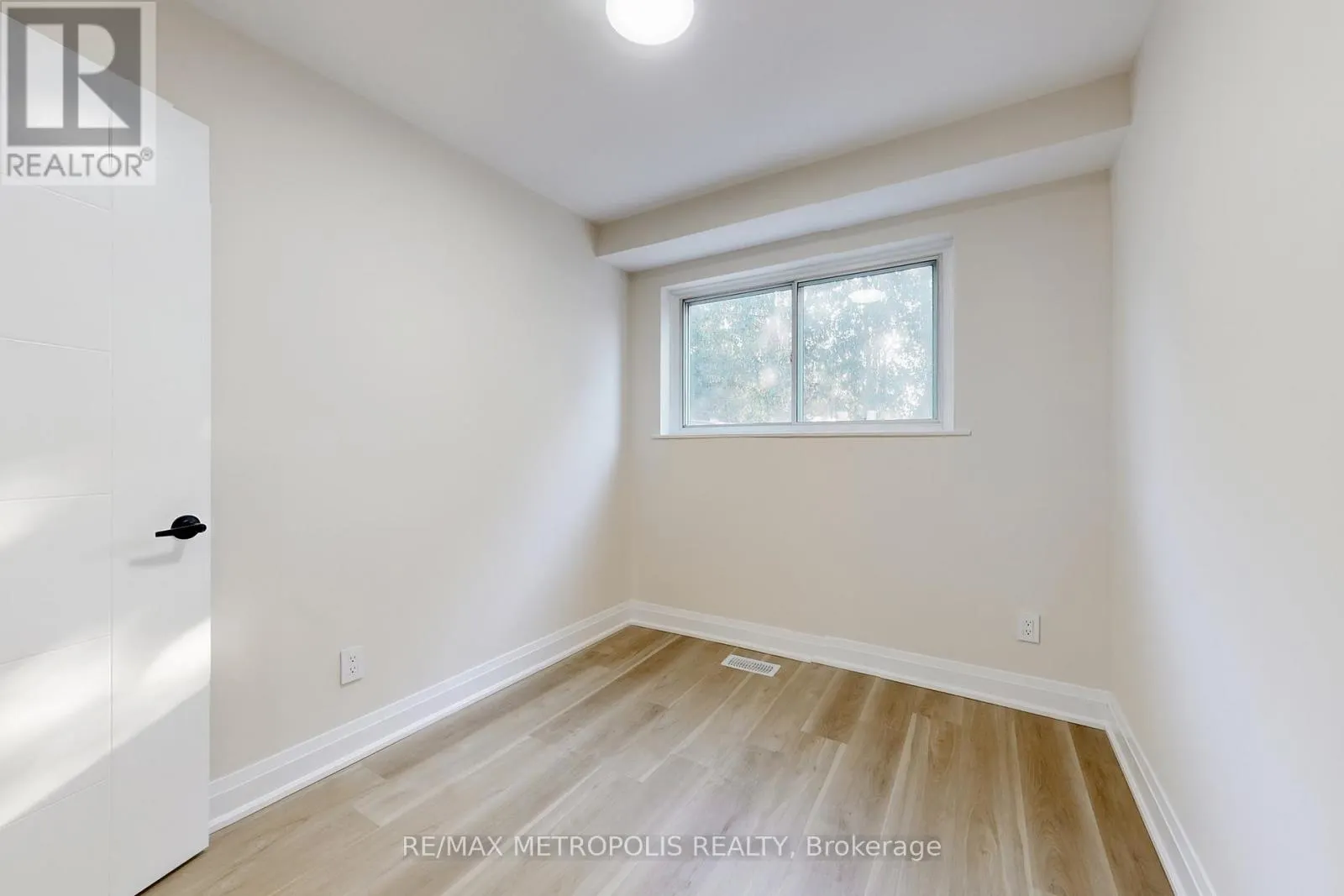 MAIN - 85 PRIMULA CRESCENT