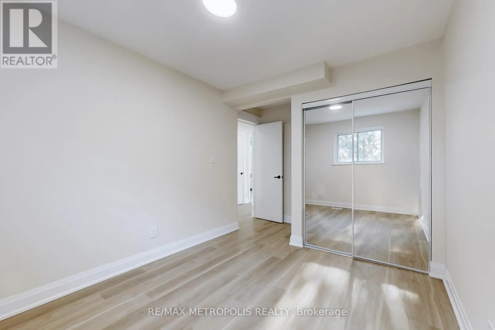 MAIN - 85 PRIMULA CRESCENT